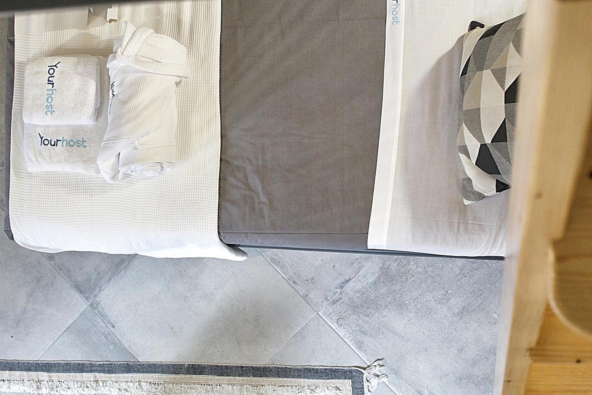 Apartamento Typical Loft Oporto Downtown Exterior foto